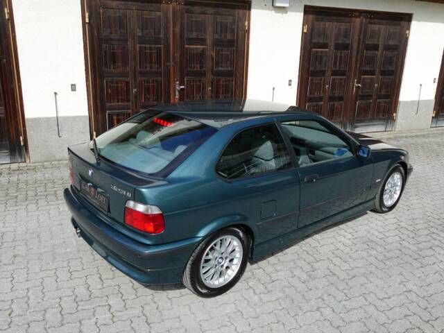 BMW 323ti Compact