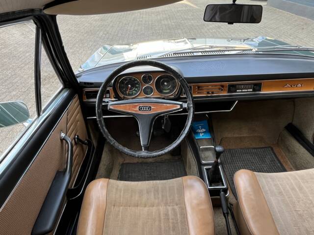Audi 100 LS