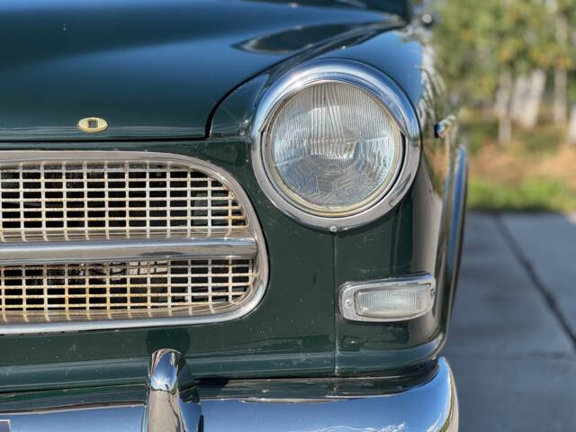 Volvo Amazon P220