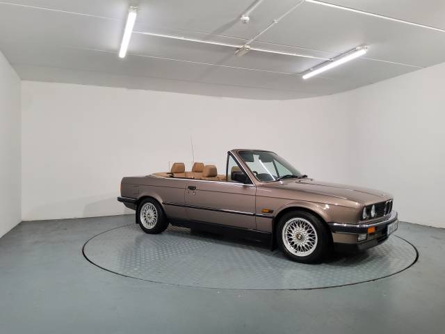 BMW 325i