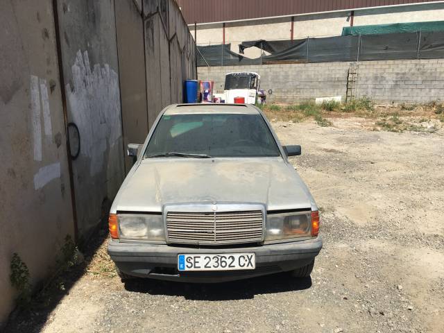 Mercedes-Benz 190 D
