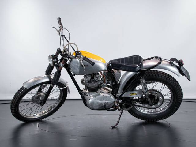 BSA C 15 Scrambler