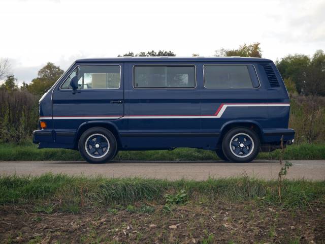 Image 1/39 of Volkswagen T3 Caravelle Carat Oettinger wbx6 (1989)