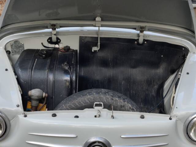 FIAT 600