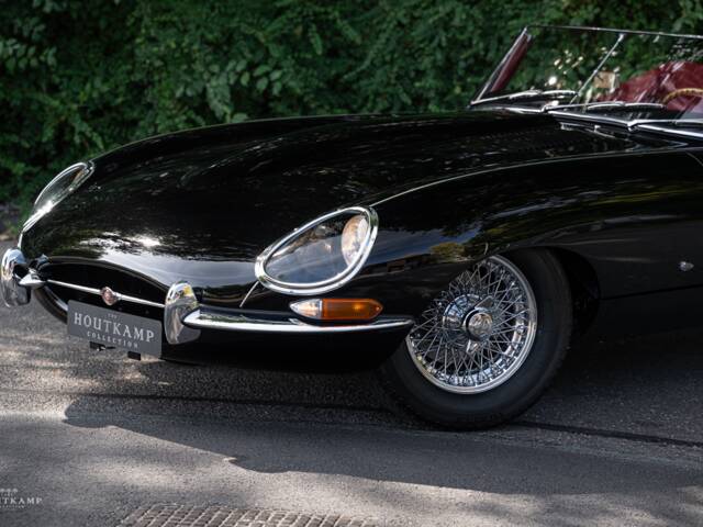 Jaguar E-Type 3.8 Flat Floor