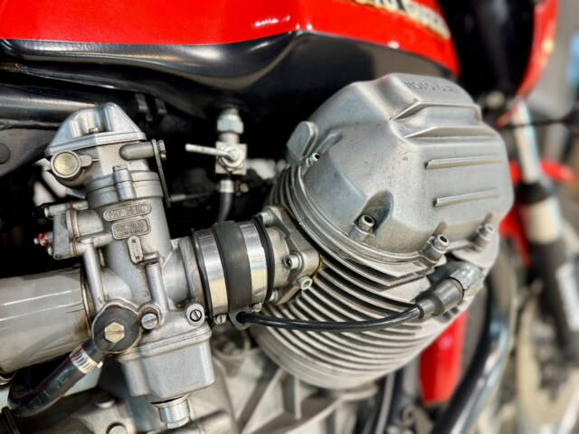 Moto Guzzi 850 LeMans