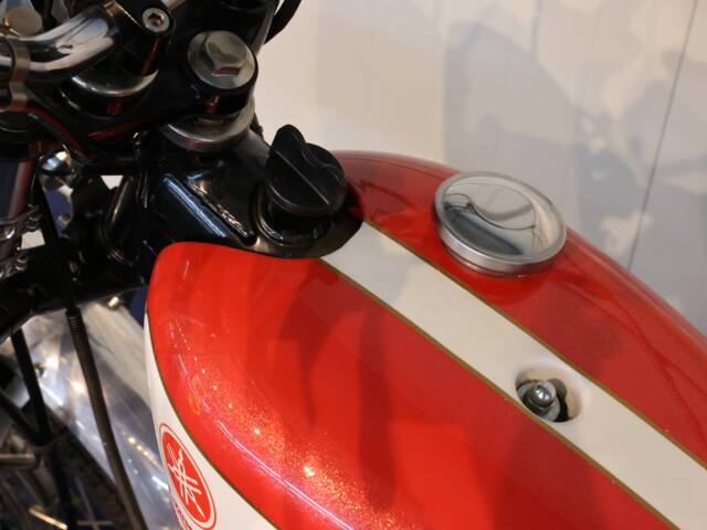 Yamaha SR500