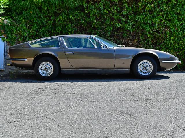 Maserati Indy 4700