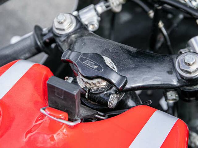 Honda RC 173