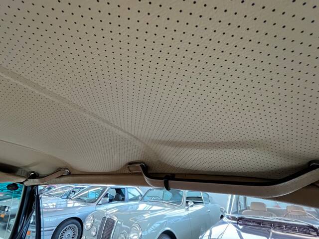 Mercedes-Benz 280 CE
