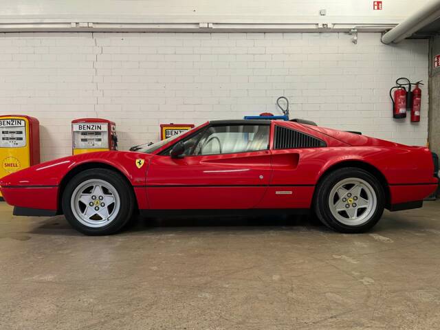 Image 1/16 of Ferrari 328 GTB (1986)