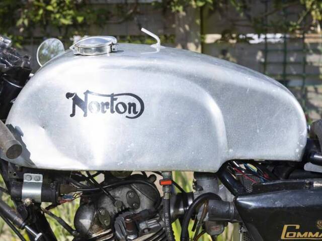 Norton Commando 920