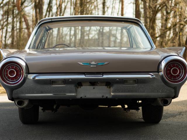 Ford Thunderbird