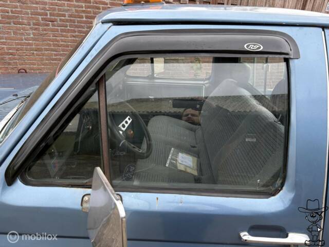 Ford F-150 XL