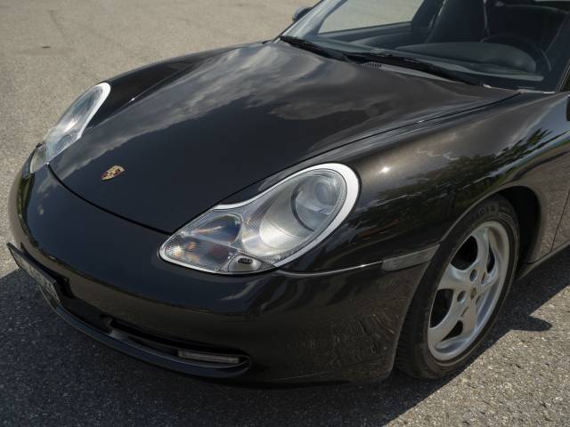 Porsche 911 Carrera