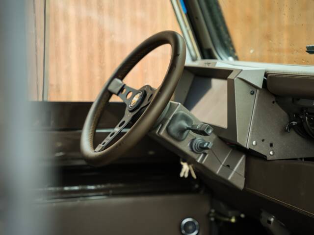 Land Rover 110