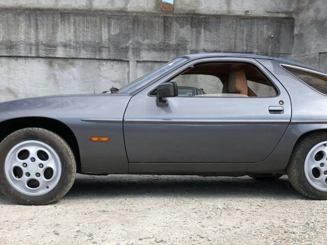 Afbeelding 1/16 van Porsche 928 (1978)
