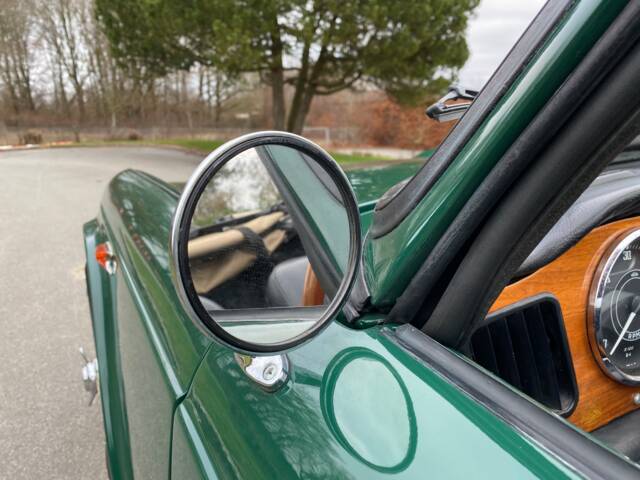 Triumph TR 4