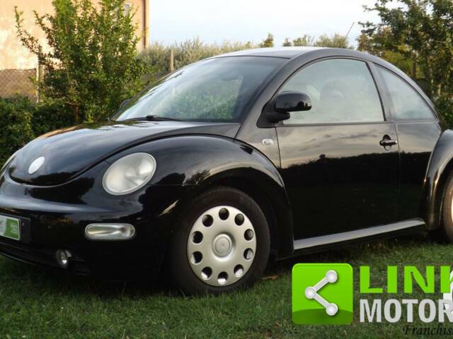 Image 1/10 of Volkswagen New Beetle 1.9 TDI (2000)