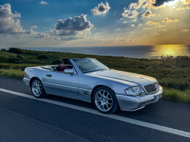Image 1/23 de Mercedes-Benz SL 320 (1996)