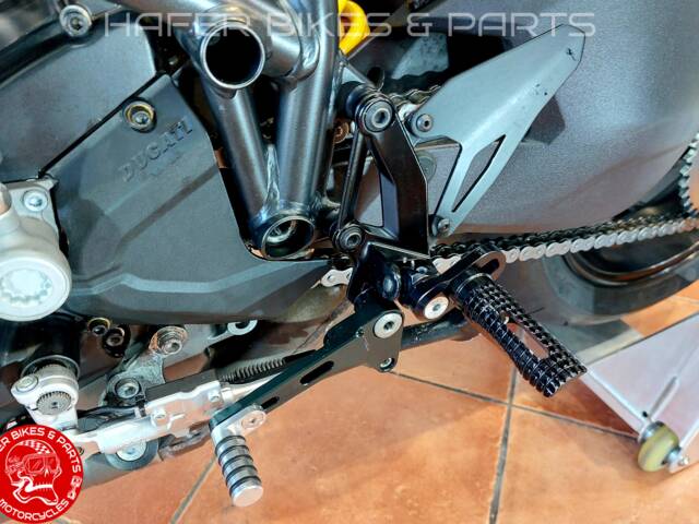Ducati 848 EVO