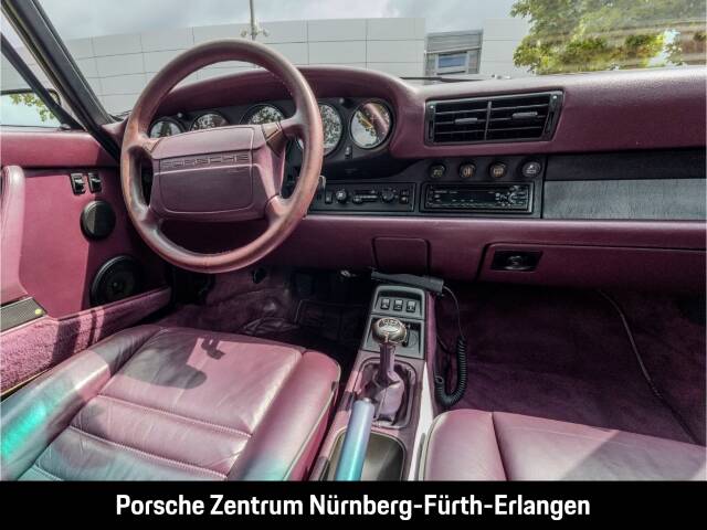 Porsche 911 Carrera 4