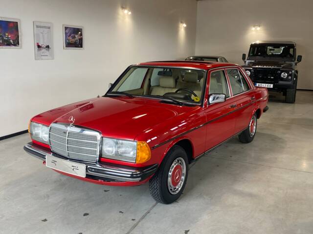 Mercedes-Benz 300 D