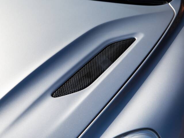 Aston Martin Vanquish