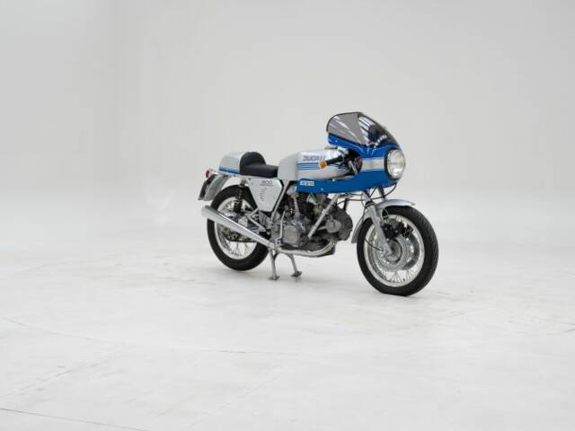 Ducati 900 SS