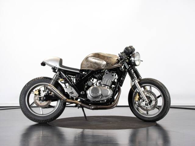 Honda CB 500E