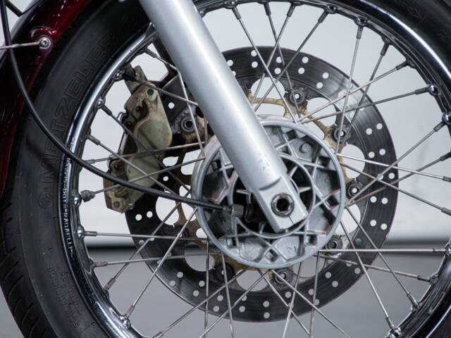 Moto Guzzi Nevada 750