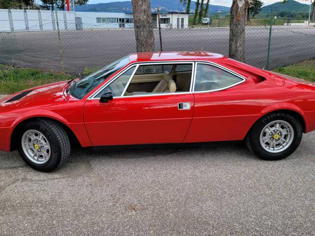 Ferrari Dino 208 GT4