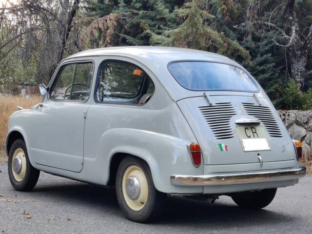 FIAT 600