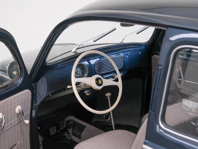 Volkswagen Beetle 1200 Standard "Oval"