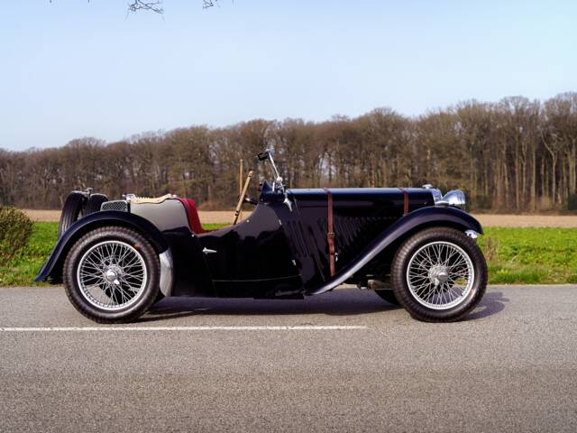 Singer 9 Sports