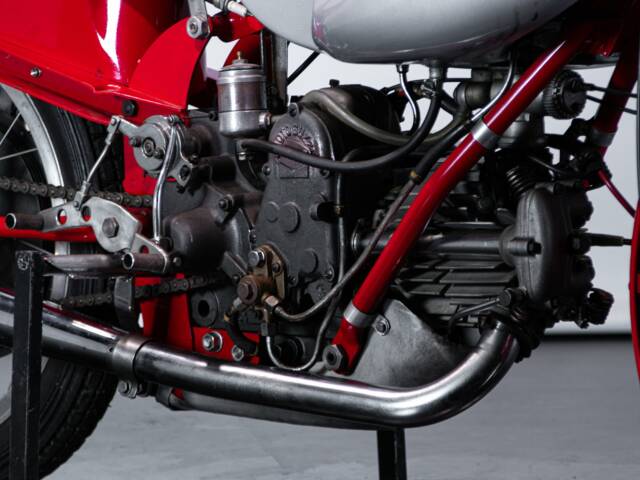 Moto Guzzi Gambalunga 500 Replica