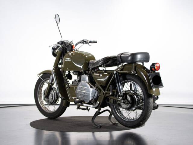 Moto Guzzi Nuovo Falcone