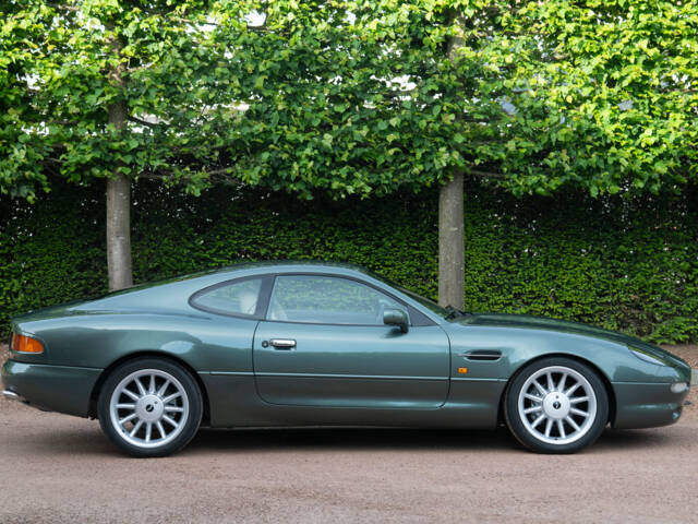 Aston Martin DB 7