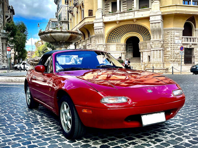 Image 1/8 of Mazda MX 5 (1996)