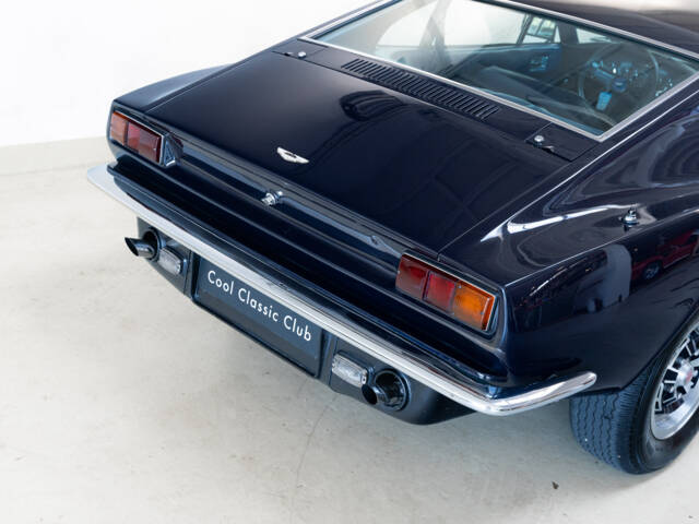 Aston Martin DBS V8