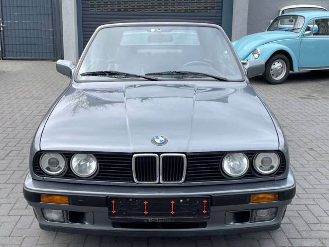 BMW 325i