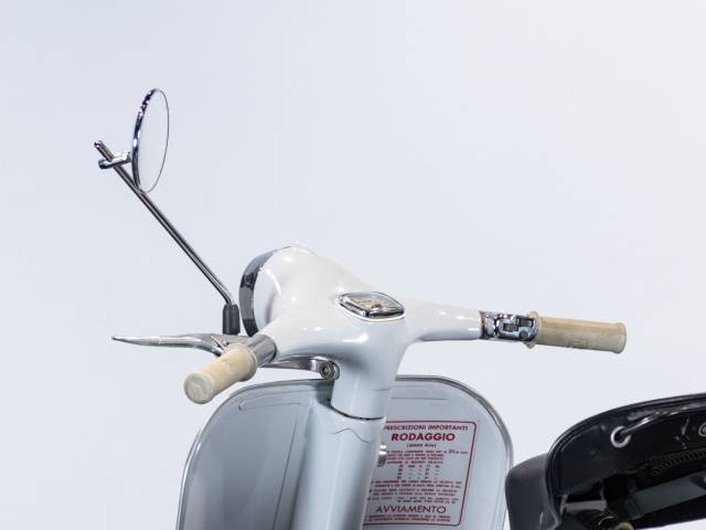 Piaggio Vespa 125