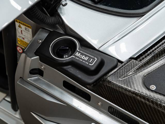 Mercedes-Benz SLR McLaren 722