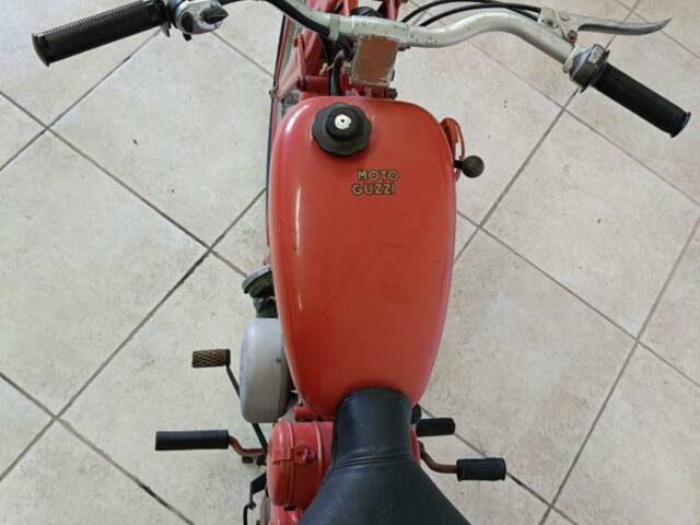 Moto Guzzi Cardellino 65