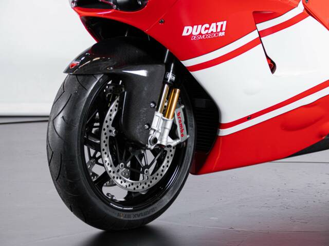Ducati Desmosedici RR
