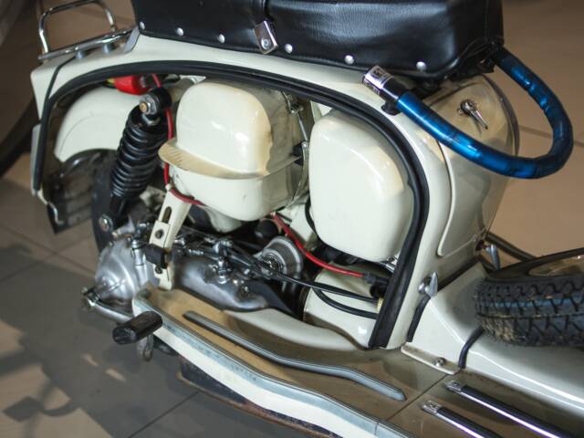 Piaggio Vespa 150