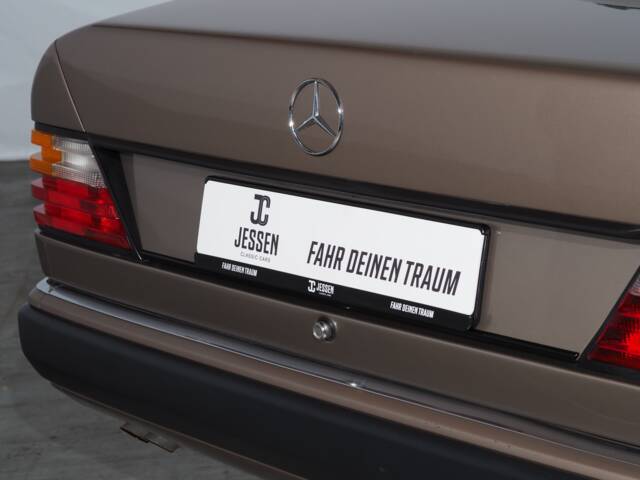 Mercedes-Benz 300 E 4-Matic