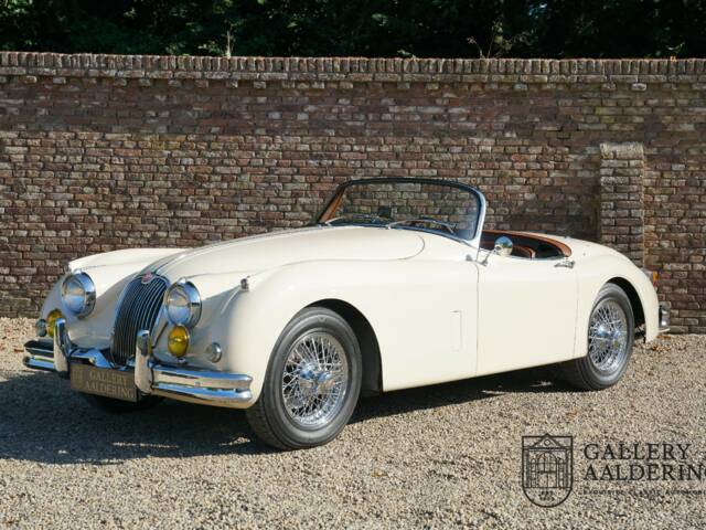 Immagine 1/50 di Jaguar XK 150 3.8 S OTS (1959)