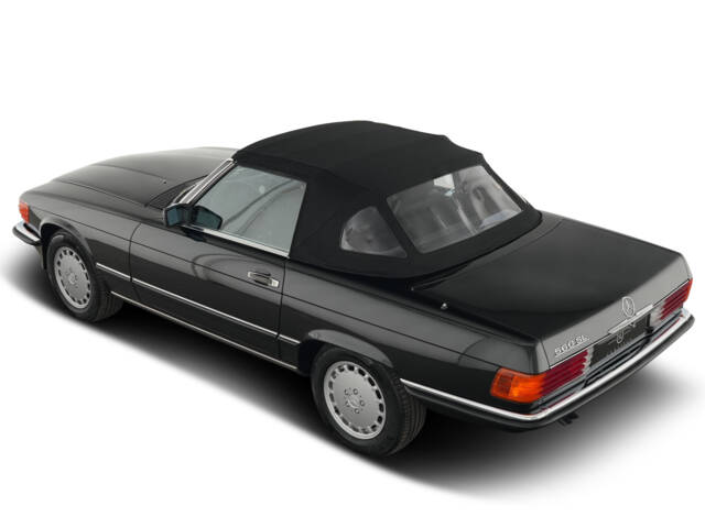 Mercedes-Benz 560 SL