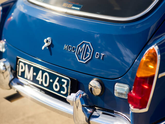MG MGC GT